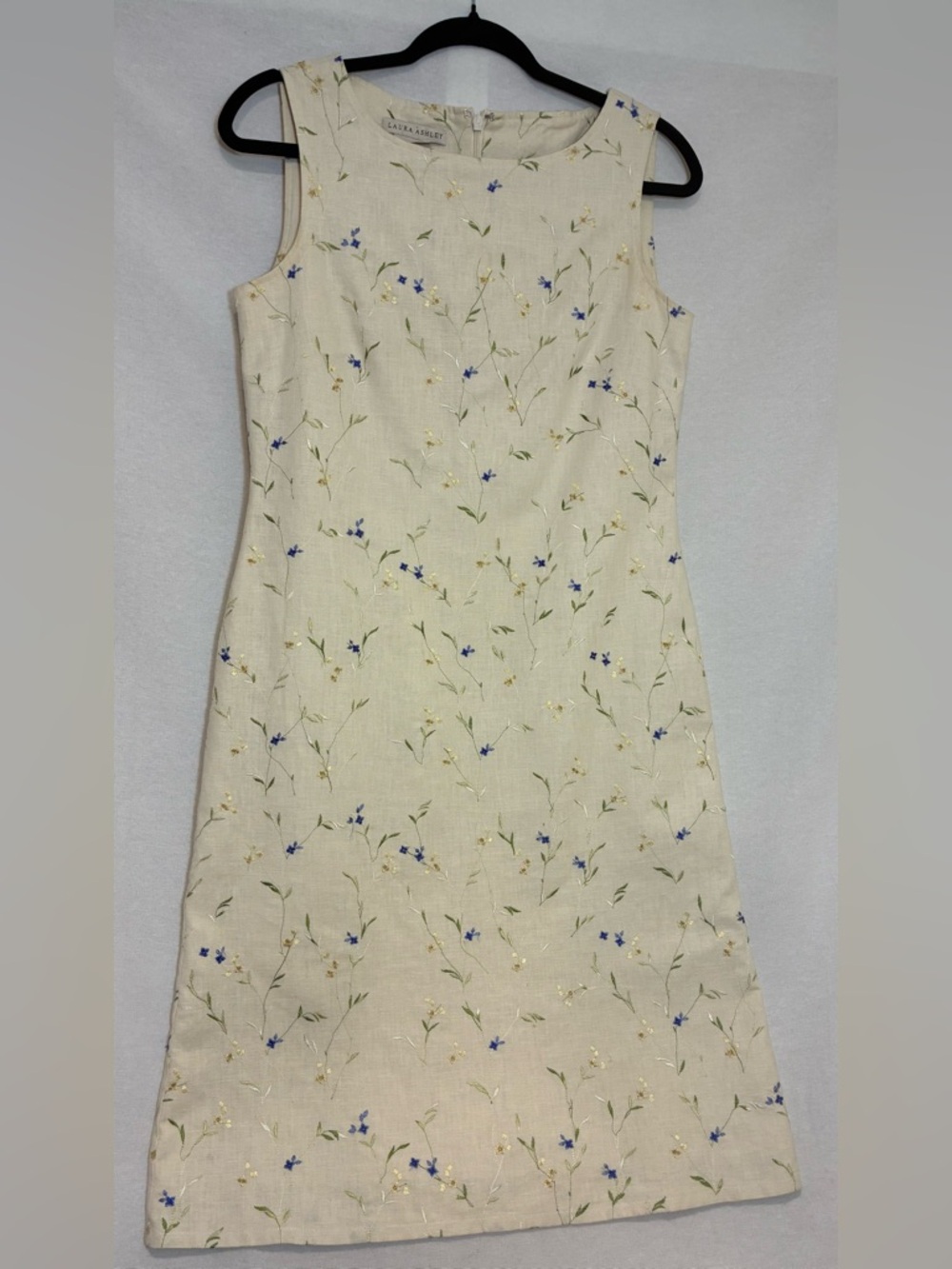 Vintage Laura Ashley Linen Blend Shift Dress Floral Embroidery Size 4 Spring